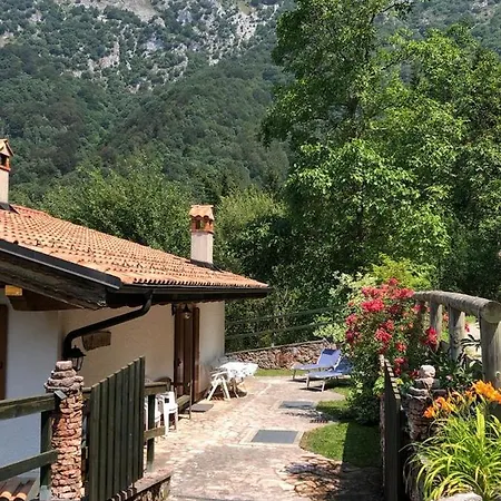 Ferienhaus Ca Nora - Baita Monte Velo A Quota 1.000 Mt.